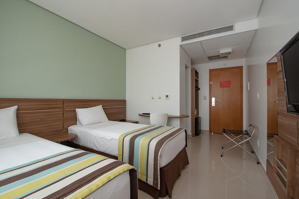 Express Vieiralves Hotel Manaus Buitenkant foto