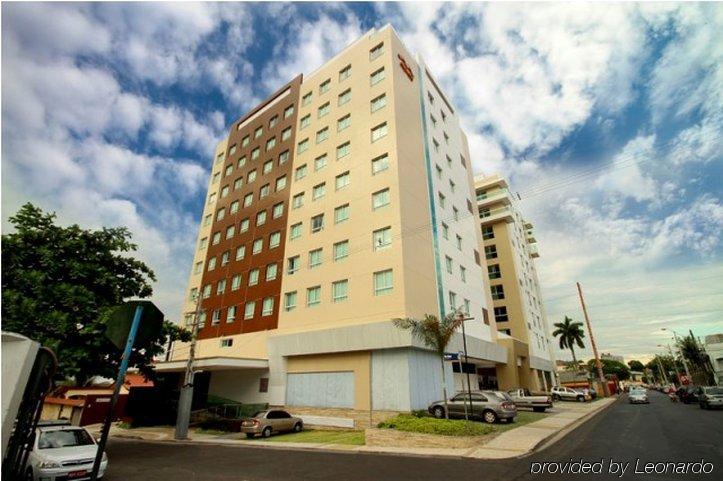 Express Vieiralves Hotel Manaus Buitenkant foto